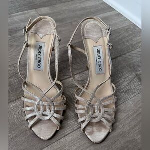 JIMMY CHOO
Cutout Accent Slingback